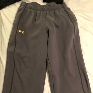 Very nice under armor sweatpants
